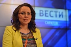 Полина Ледяева узнала, сколько зарабатывает журналист